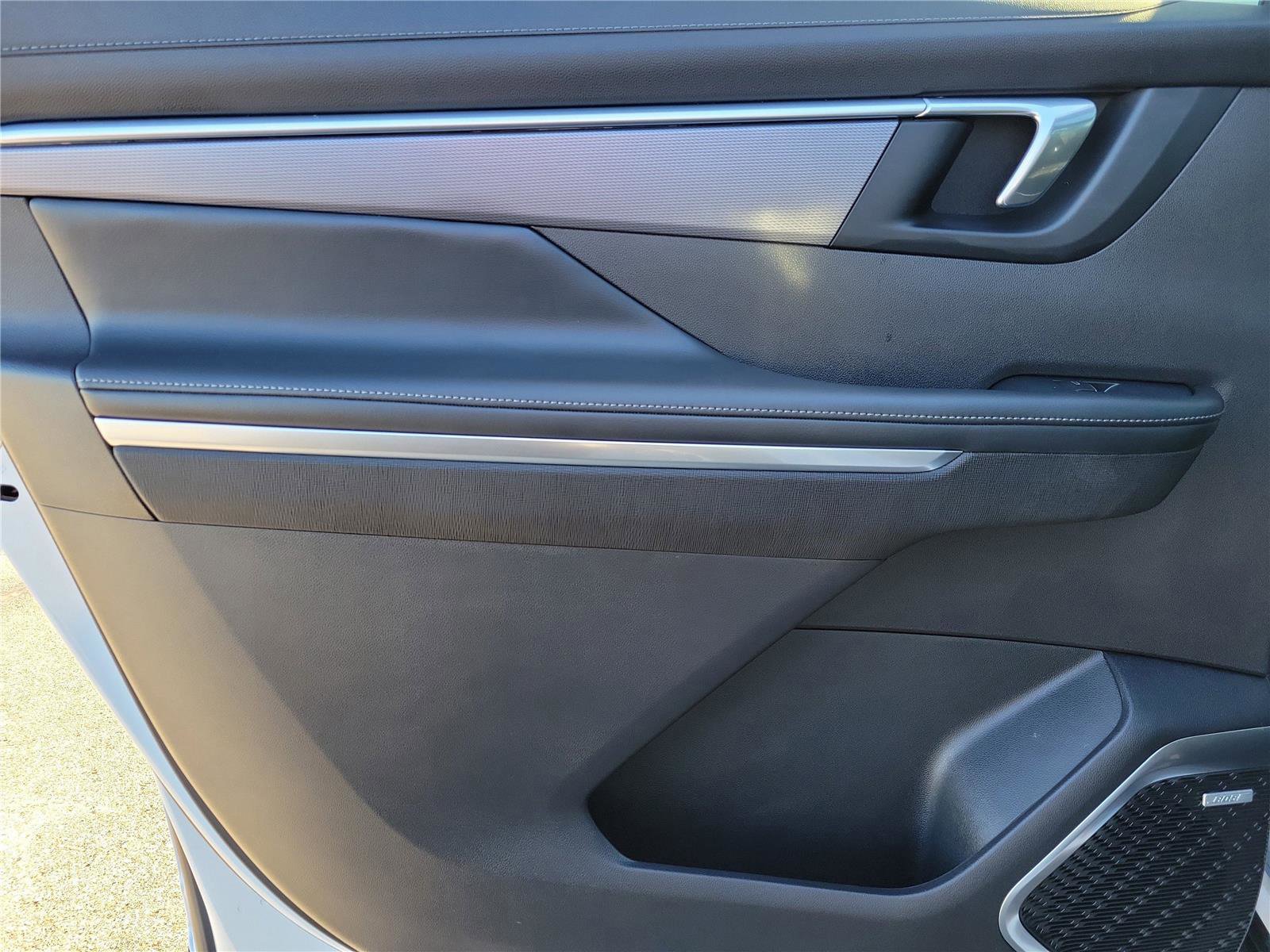 New 2026 Buick Enclave Sport Touring w/ Power Package image 15