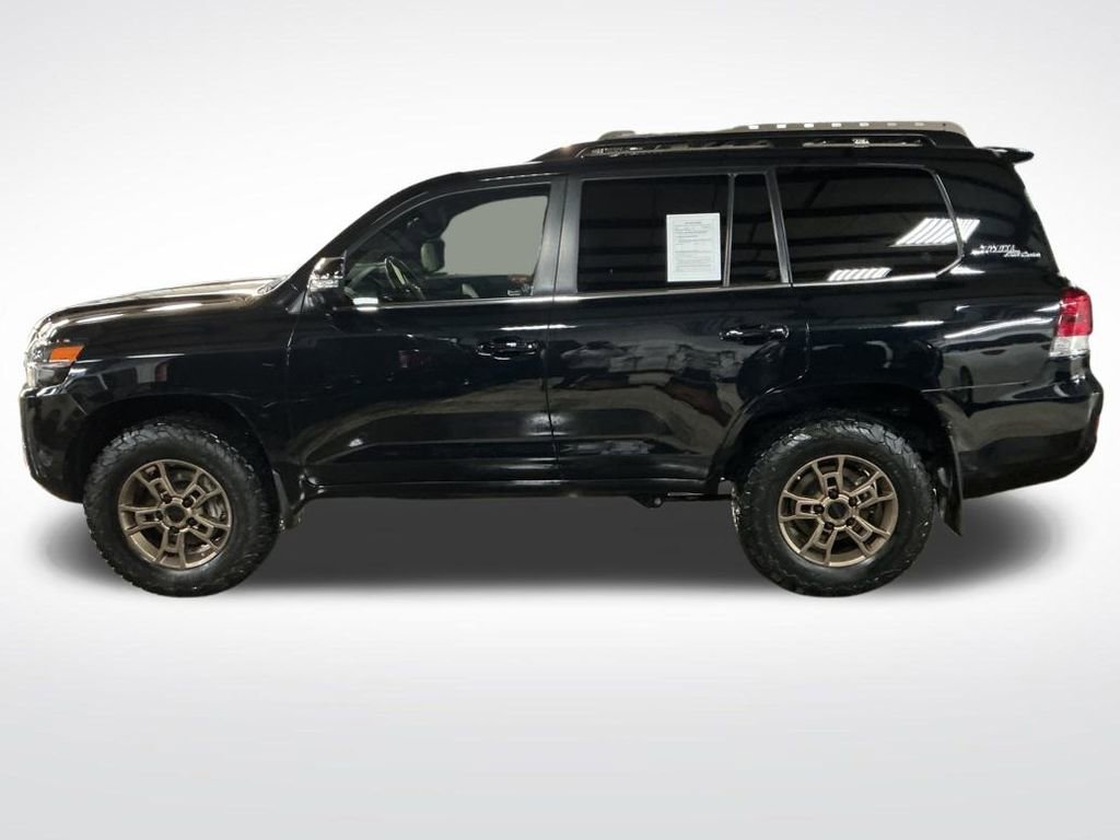 Certified 2021 Toyota Land Cruiser Heritage Edition image 2