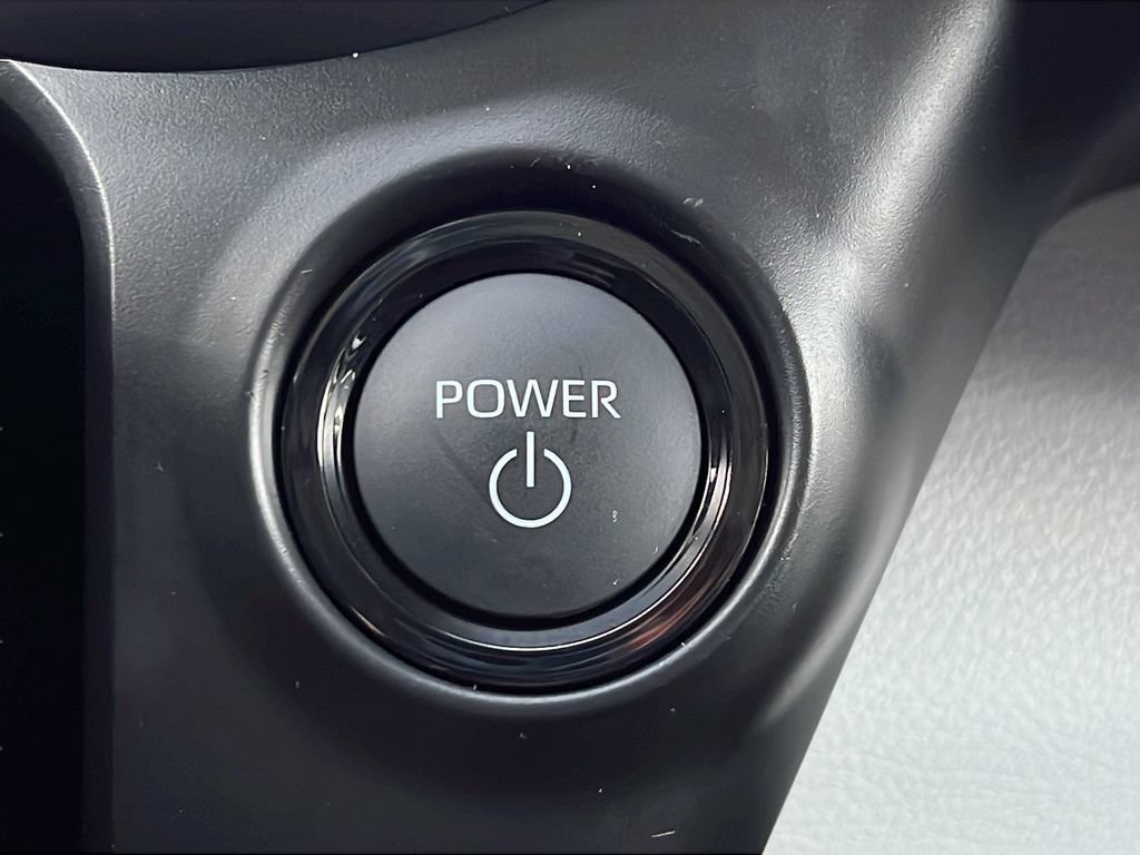 Used 2025 Toyota Sienna XLE FWD image 23