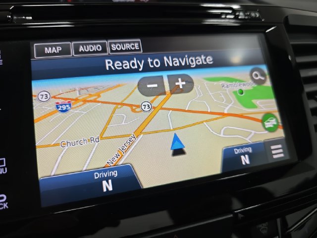 Used 2017 Honda Accord Touring image 22