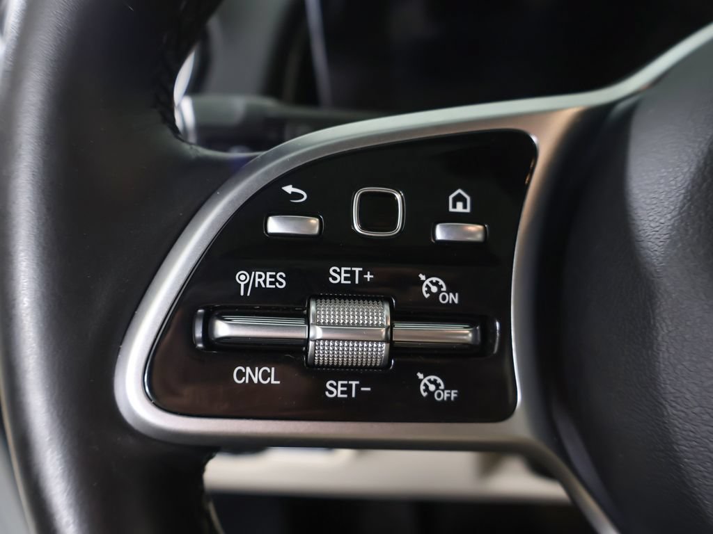 Used 2022 Mercedes-Benz GLB 250 4MATIC image 42