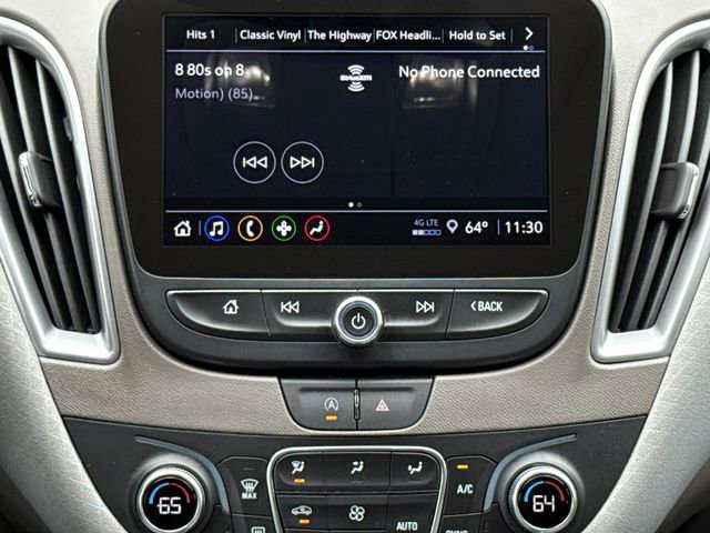 Used 2025 Chevrolet Malibu LT FWD image 12