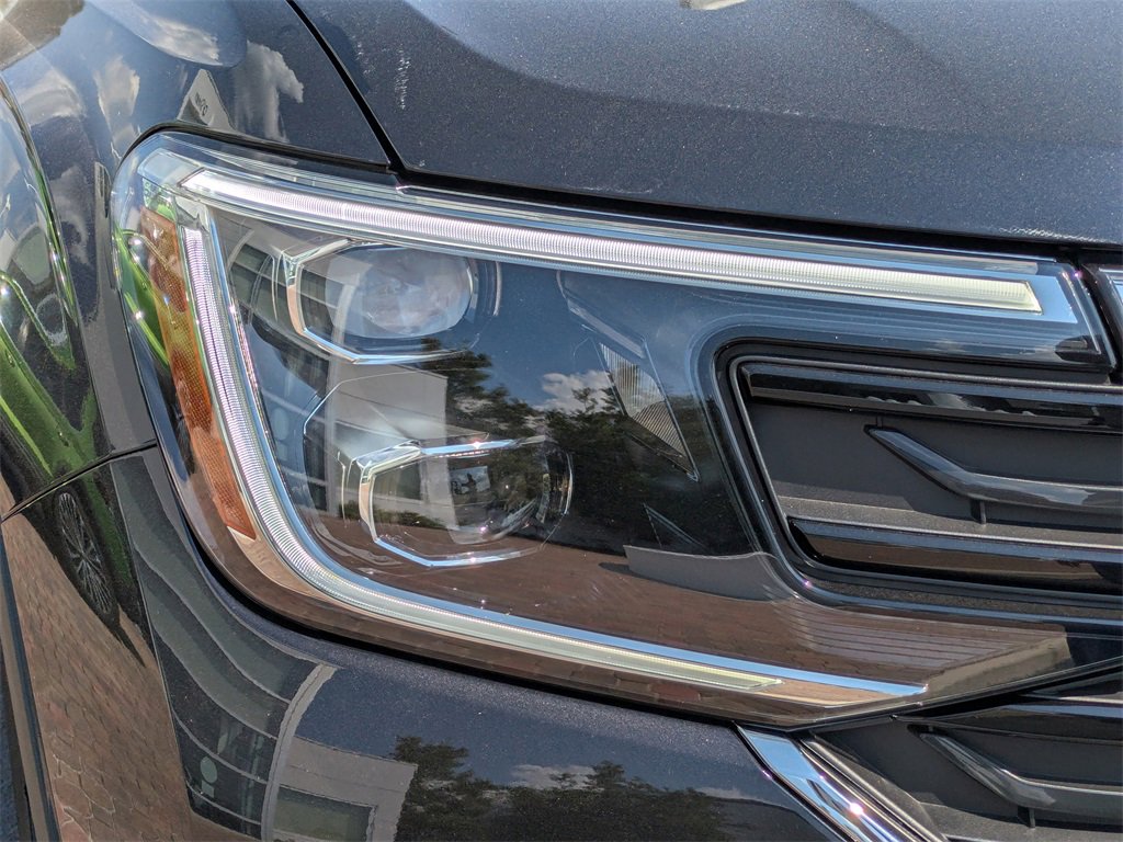 New 2026 Volkswagen Atlas Cross Sport SEL Premium R-Line image 10