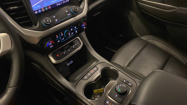 Used 2023 GMC Acadia SLT w/ Elevation Edition AWD/4WD image 21