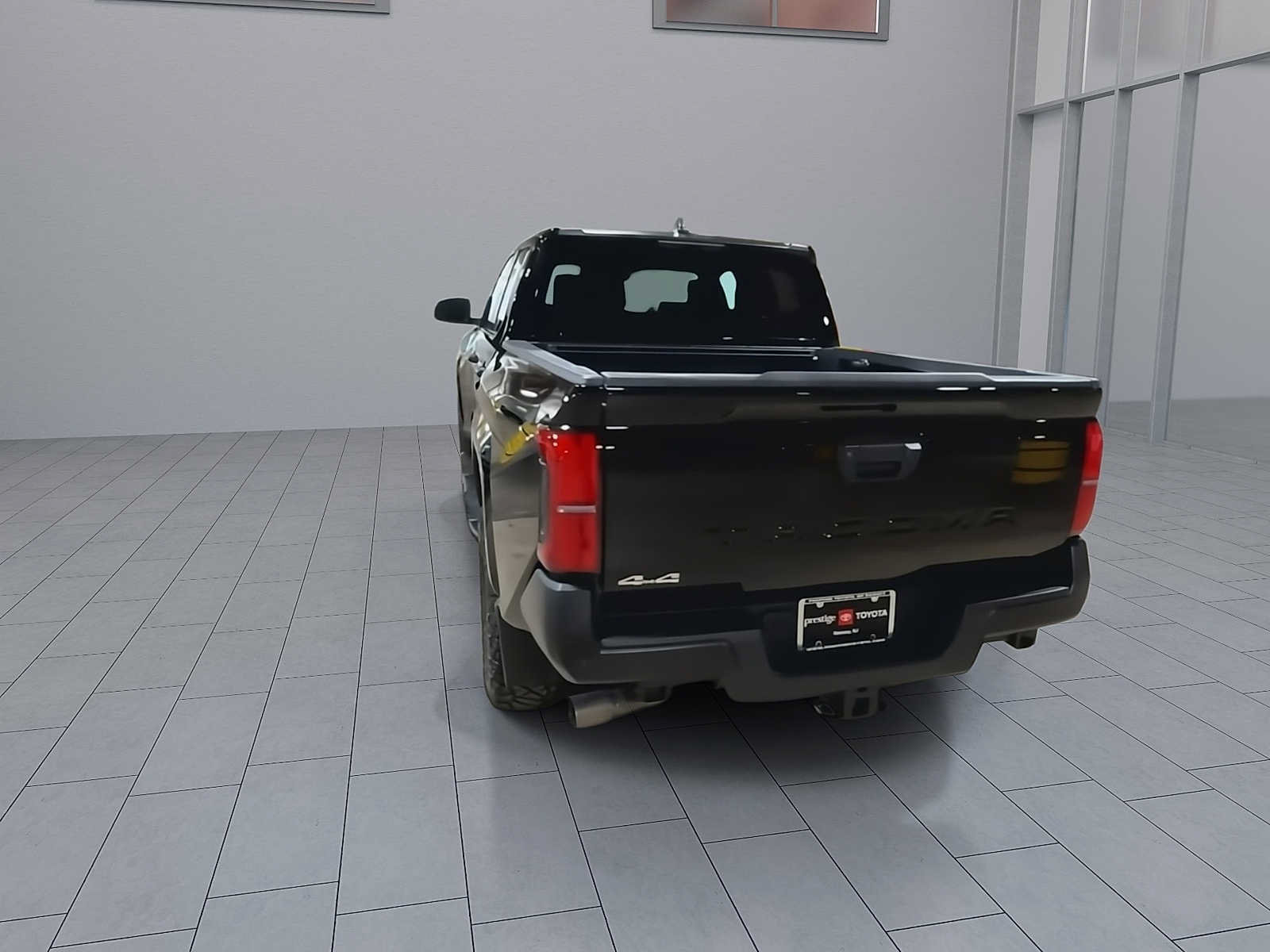 Used 2024 Toyota Tacoma SR w/ SR Upgrade Package AWD/4WD image 7