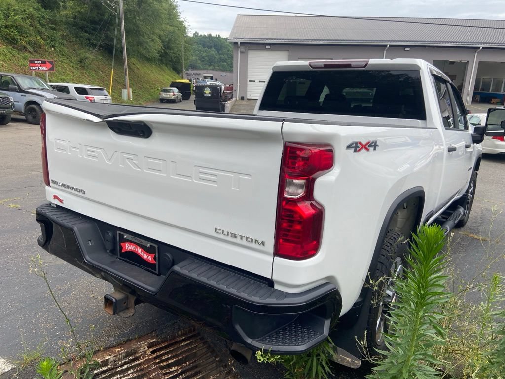 Used 2023 Chevrolet Silverado 2500 Custom w/ Gooseneck/5TH Wheel Package AWD/4WD image 12
