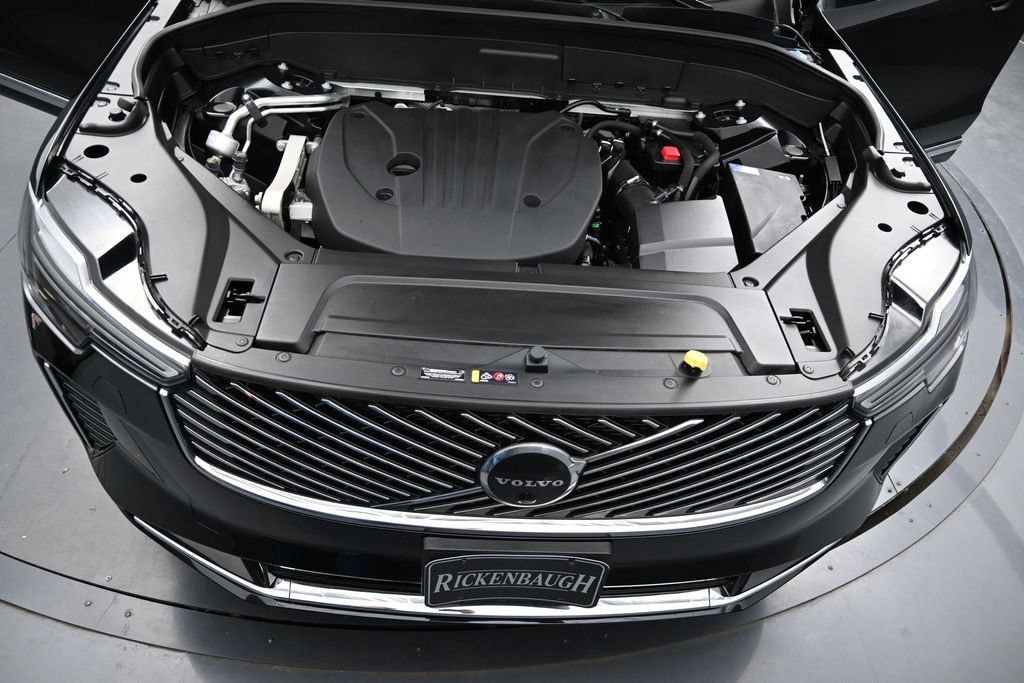 Used 2025 Volvo XC90 B5 Ultra AWD/4WD image 21