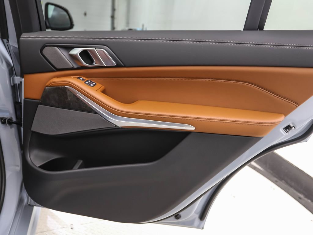 New 2026 BMW X7 xDrive40i w/ M Sport Package image 30