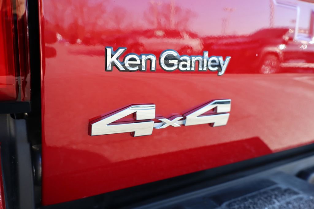 Used 2025 Toyota Tacoma TRD Sport image 29