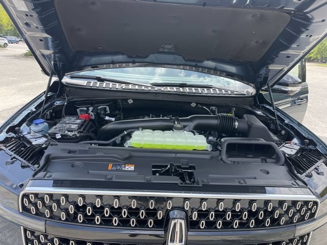New 2027 Lincoln Navigator L Reserve AWD/4WD image 28