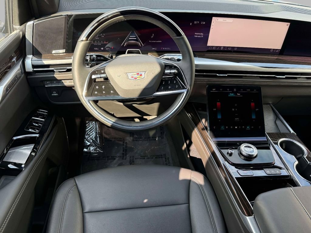 Used 2026 Cadillac Escalade 4WD w/ LPO, Floor Liner Package image 4