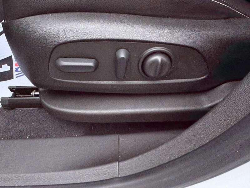 Certified 2022 GMC Terrain SLT image 15