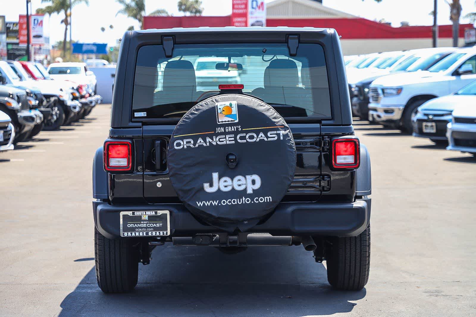 Used 2024 Jeep Wrangler Unlimited Sport AWD/4WD image 7