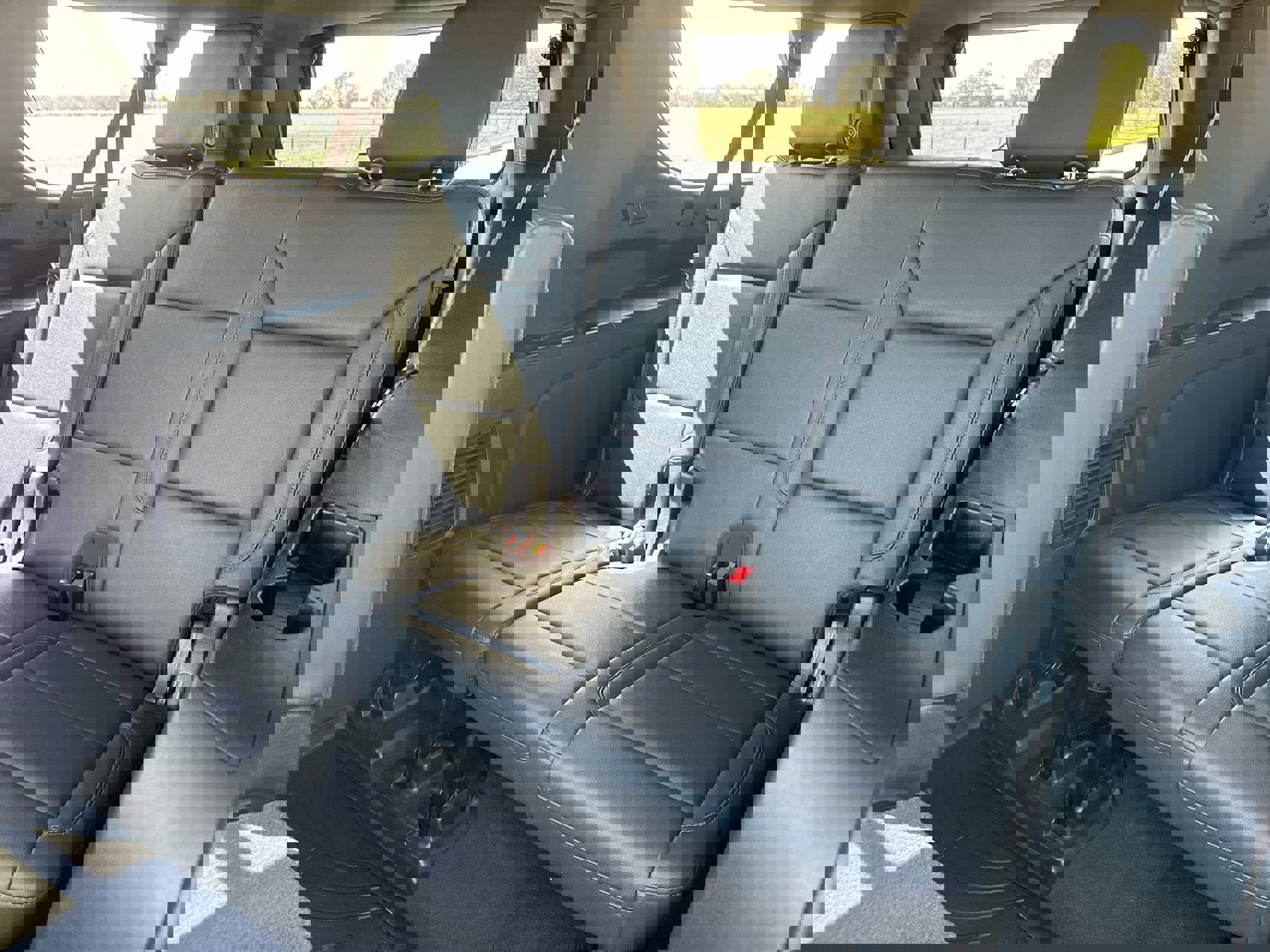 Used 2021 Chevrolet Suburban Z71 w/ Z71 Off-Road Package image 22