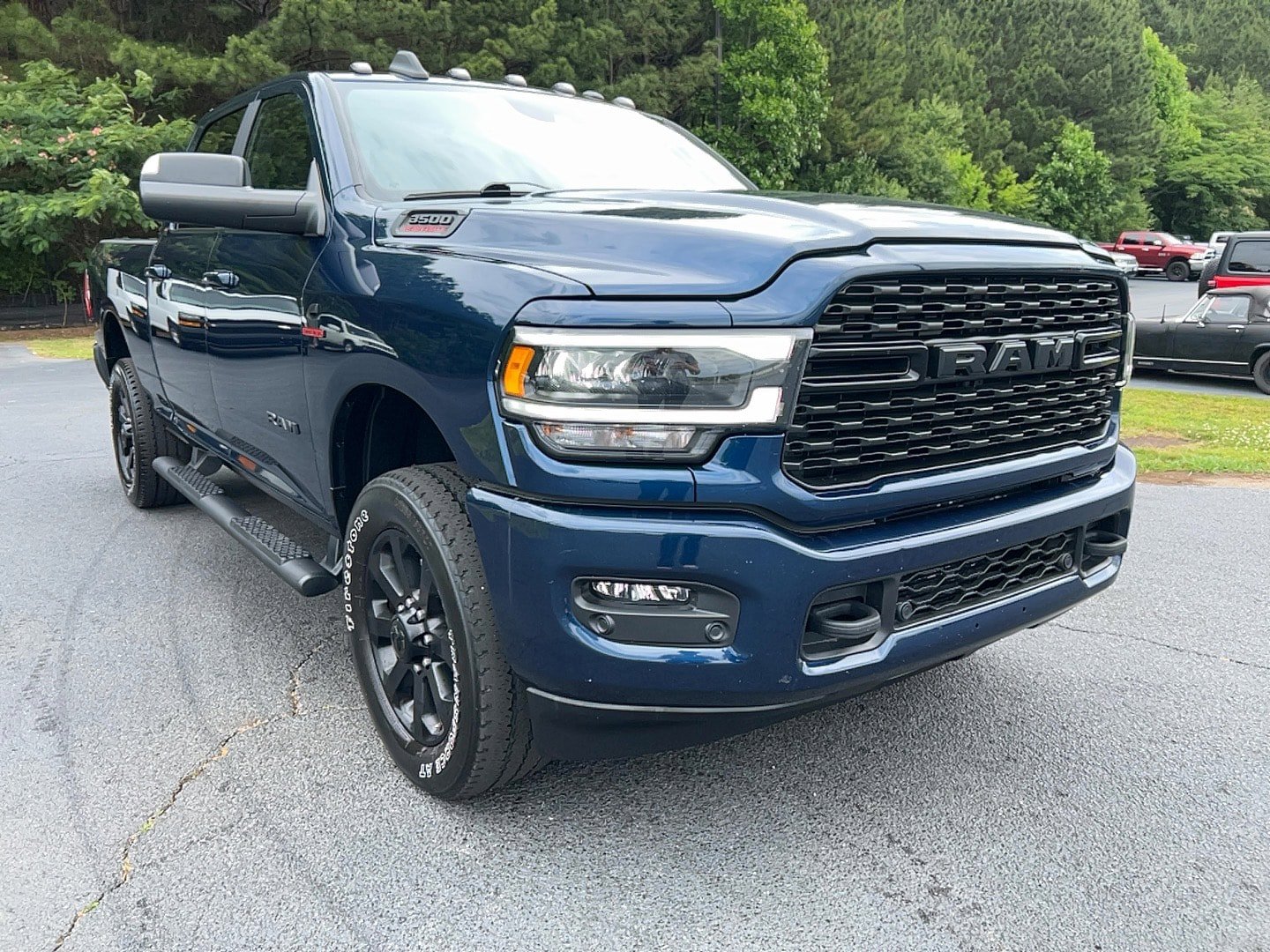 Used 2022 RAM 3500 Big Horn w/ Level C Equiment Group AWD/4WD image 3