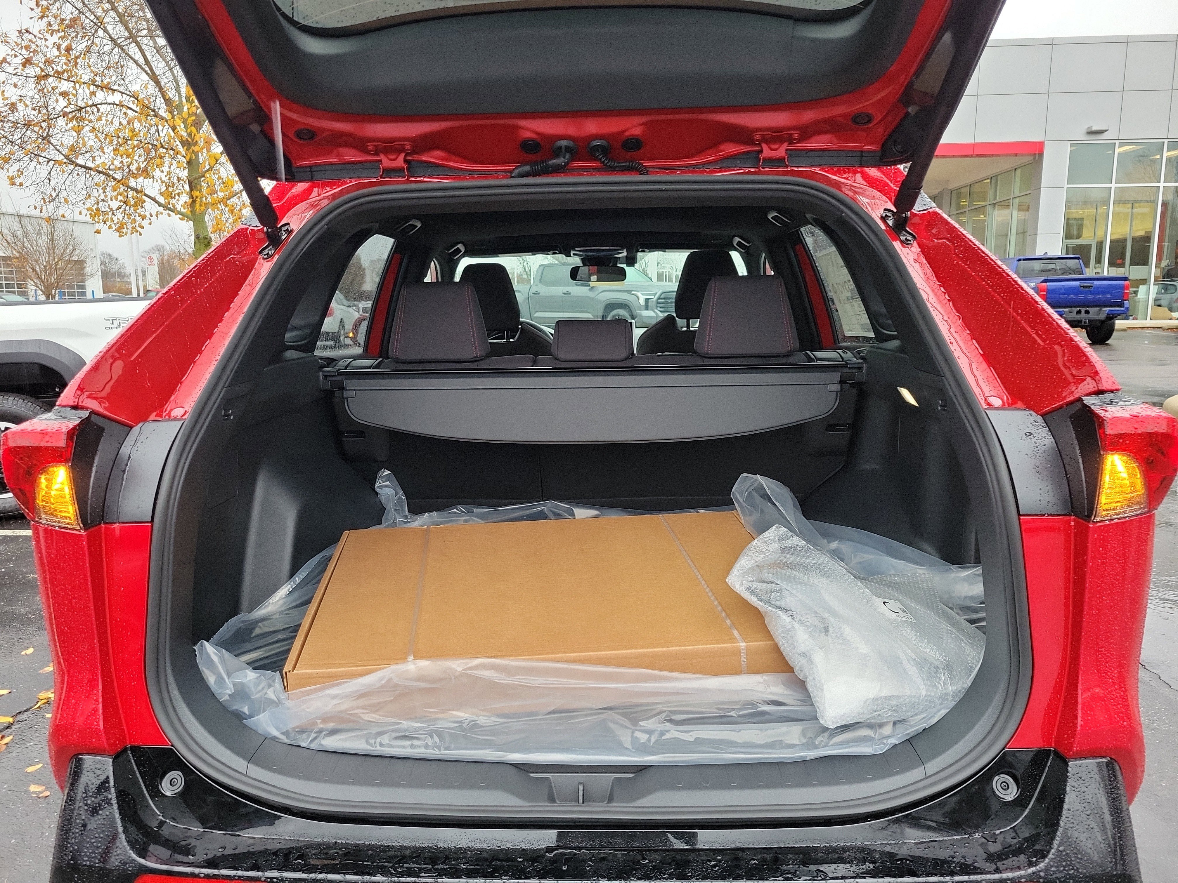 New 2025 Toyota RAV4 SE w/ Weather & Moonroof Package image 5