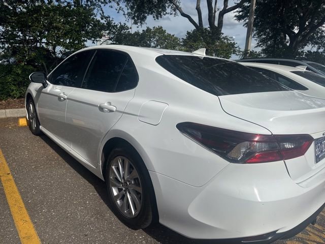 Used 2021 Toyota Camry LE FWD image 4