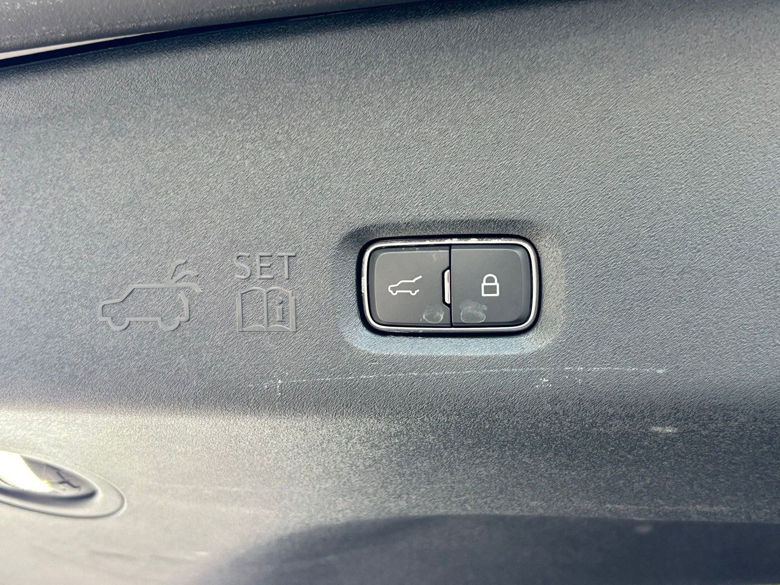 Used 2025 Ford Expedition Platinum w/ Platinum Ultimate Package AWD/4WD image 25