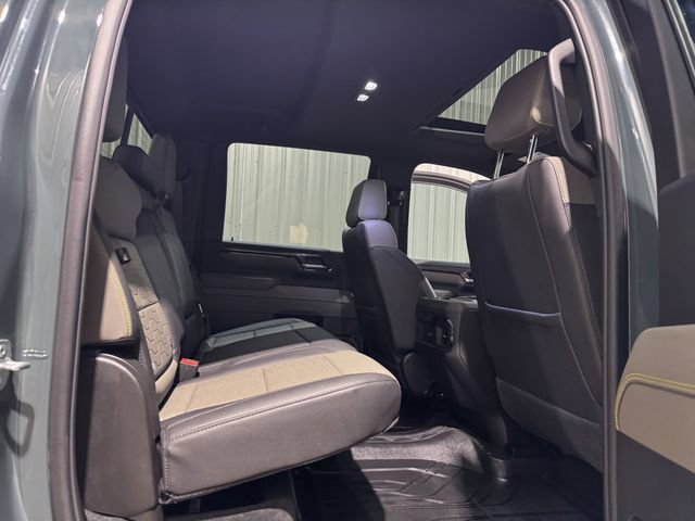 Used 2025 Chevrolet Silverado 2500 ZR2 w/ Technology Package AWD/4WD image 29