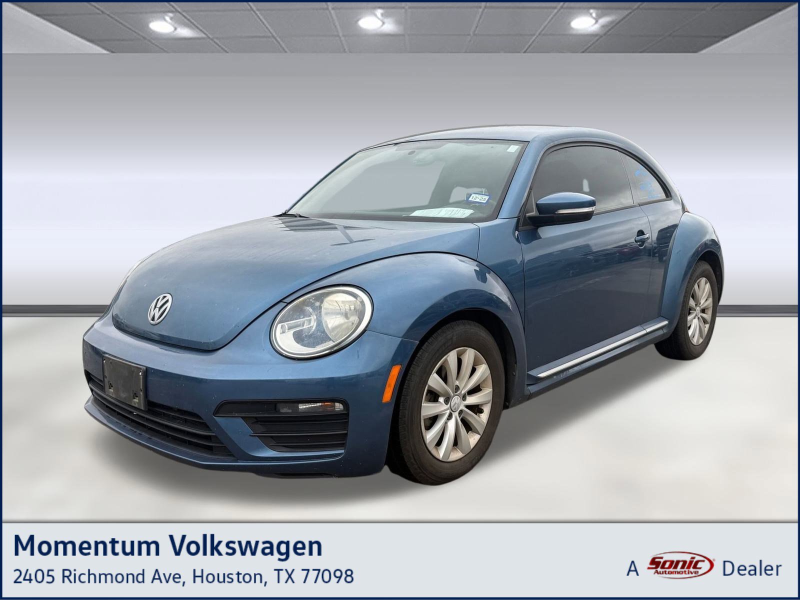Used 2019 Volkswagen Beetle 2.0T image 1