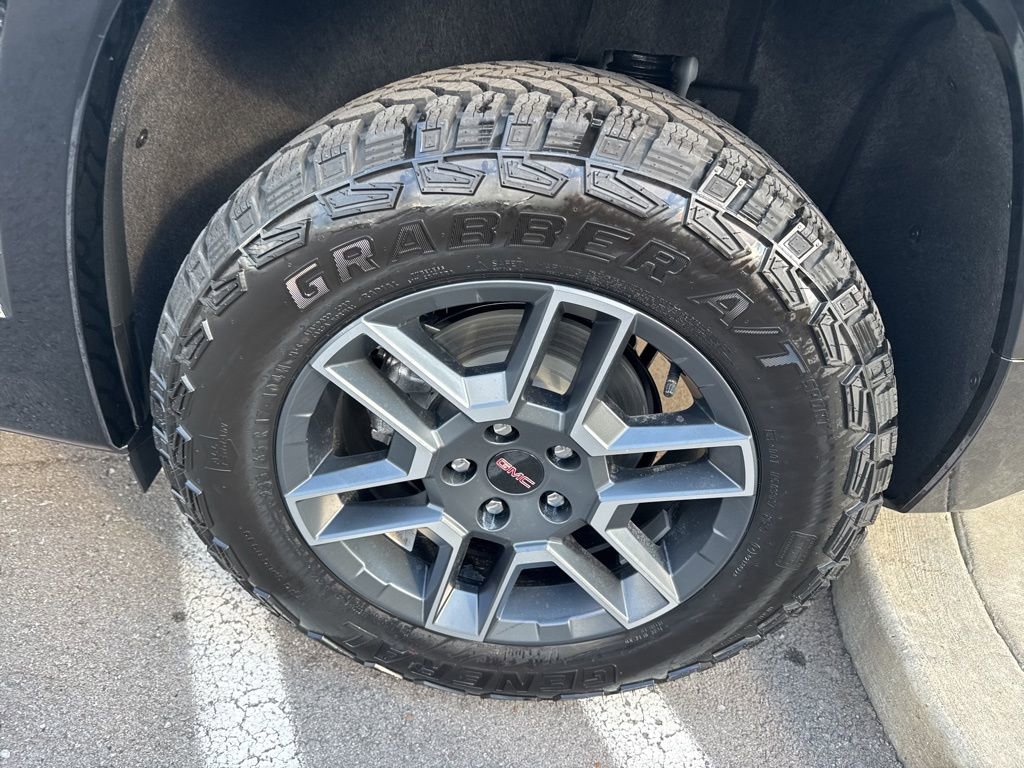 New 2026 GMC Terrain AT4 image 37