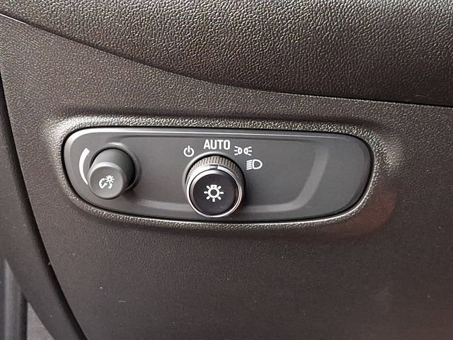 Used 2023 Chevrolet Equinox RS AWD/4WD image 28