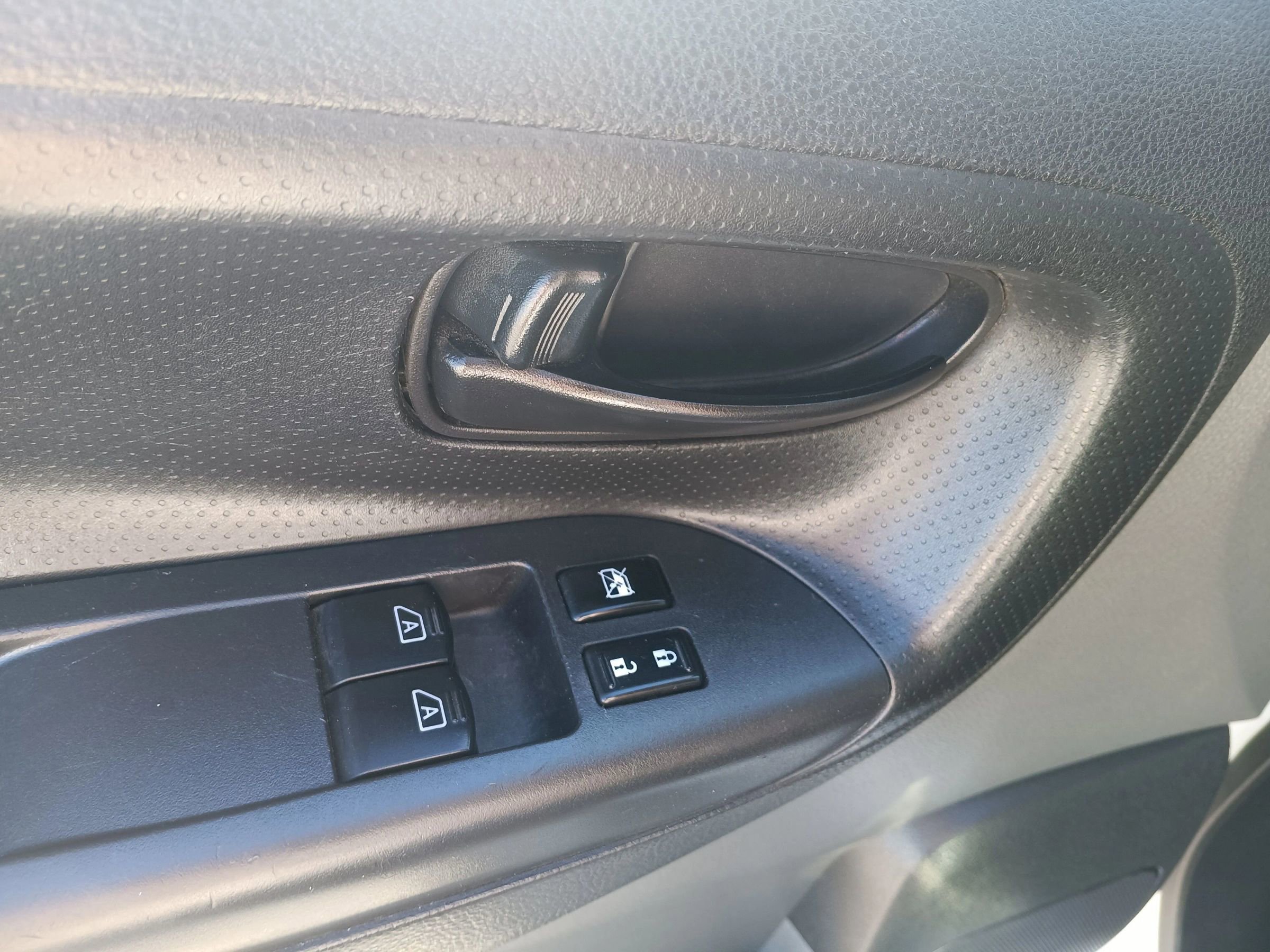 Used 2021 Nissan NV200 S w/ Back Door Glass Package FWD image 26