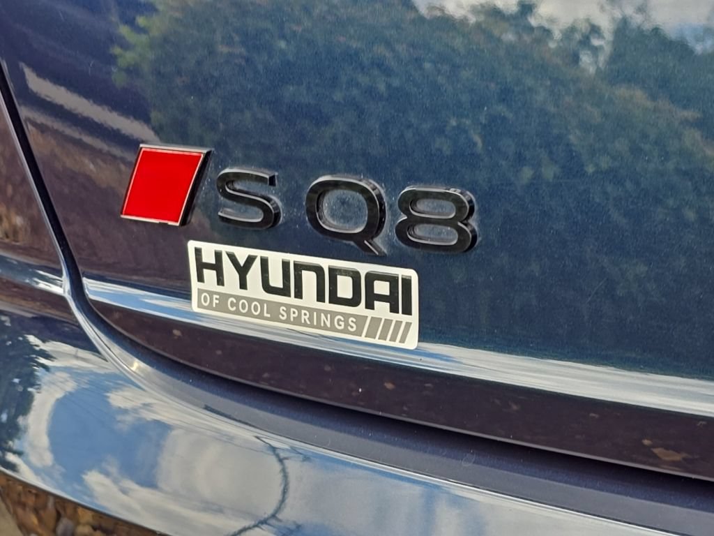 Used 2024 Audi SQ8 Prestige AWD/4WD image 8