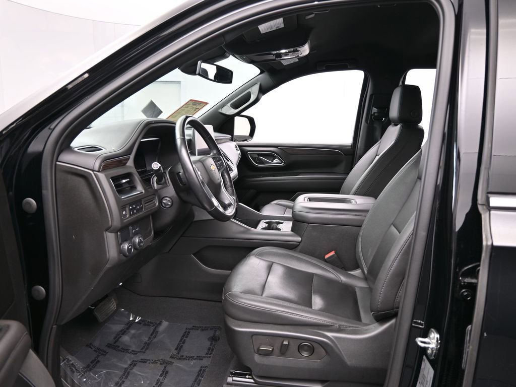 Used 2022 Chevrolet Tahoe LT w/ Luxury Package image 11