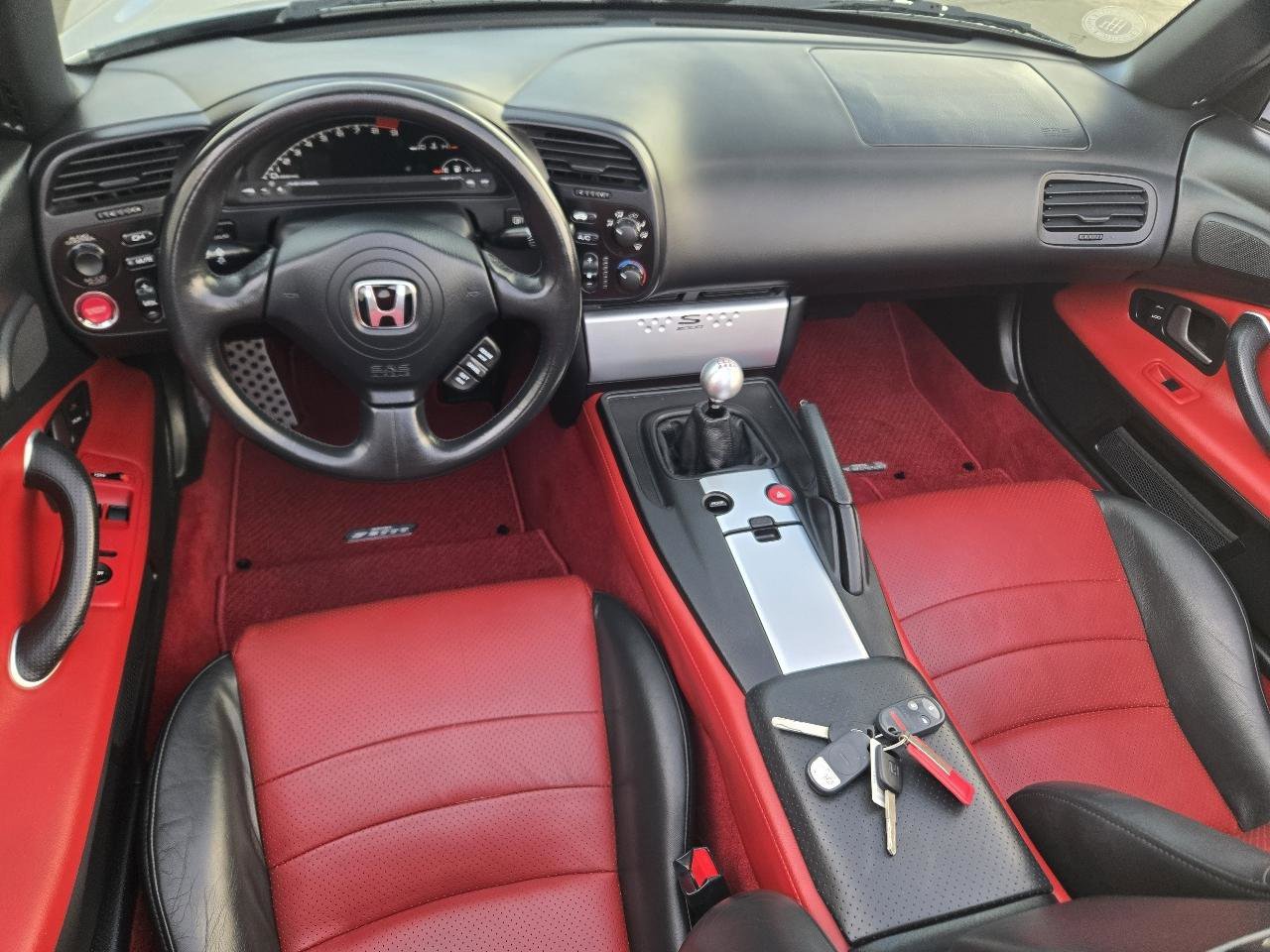 Used 2004 Honda S2000 image 48