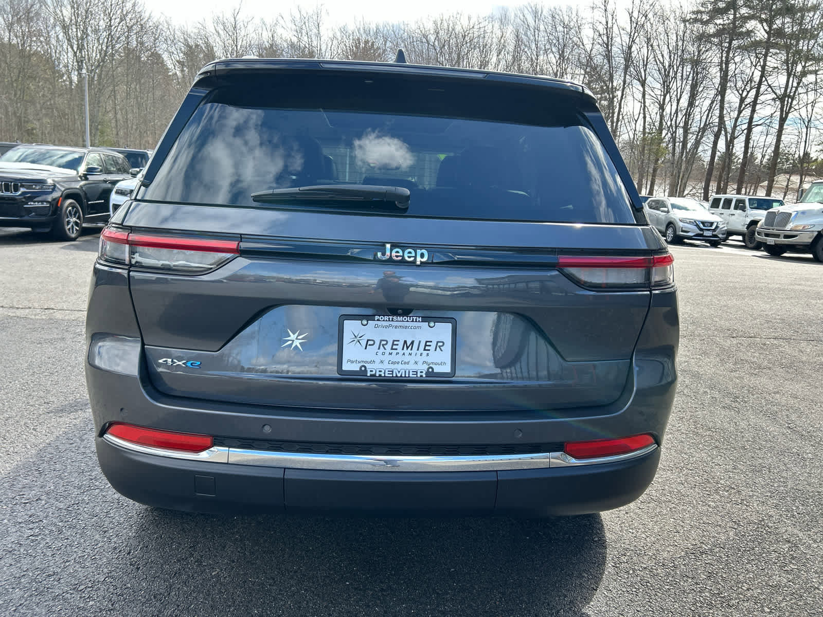 Used 2023 Jeep Grand Cherokee 4WD 4xe image 7