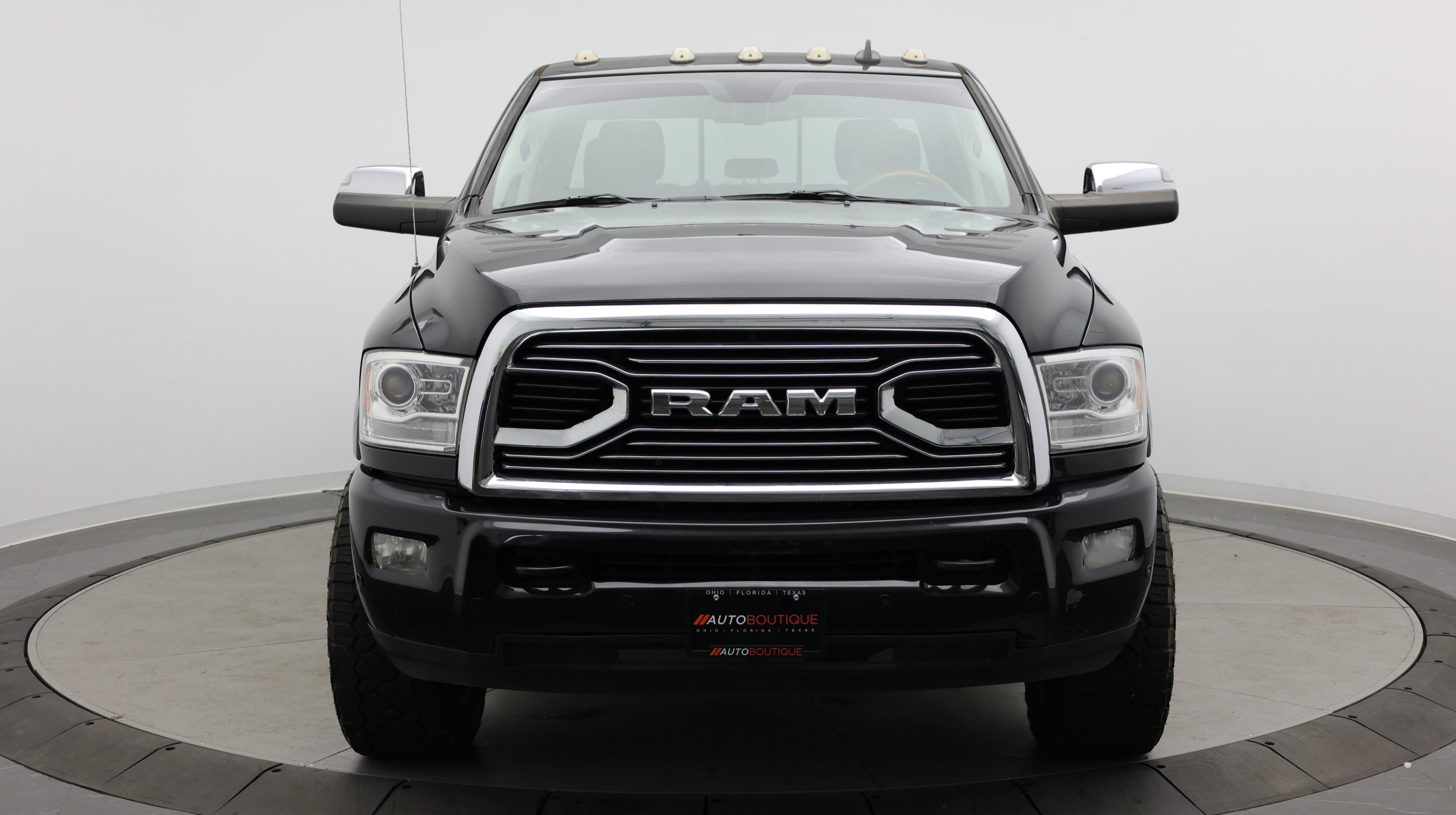 Used 2018 RAM 2500 Longhorn AWD/4WD image 2