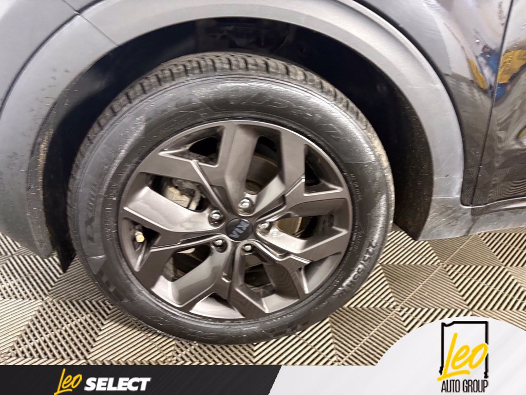 Used 2022 Kia Sportage Nightfall Edition AWD/4WD image 24