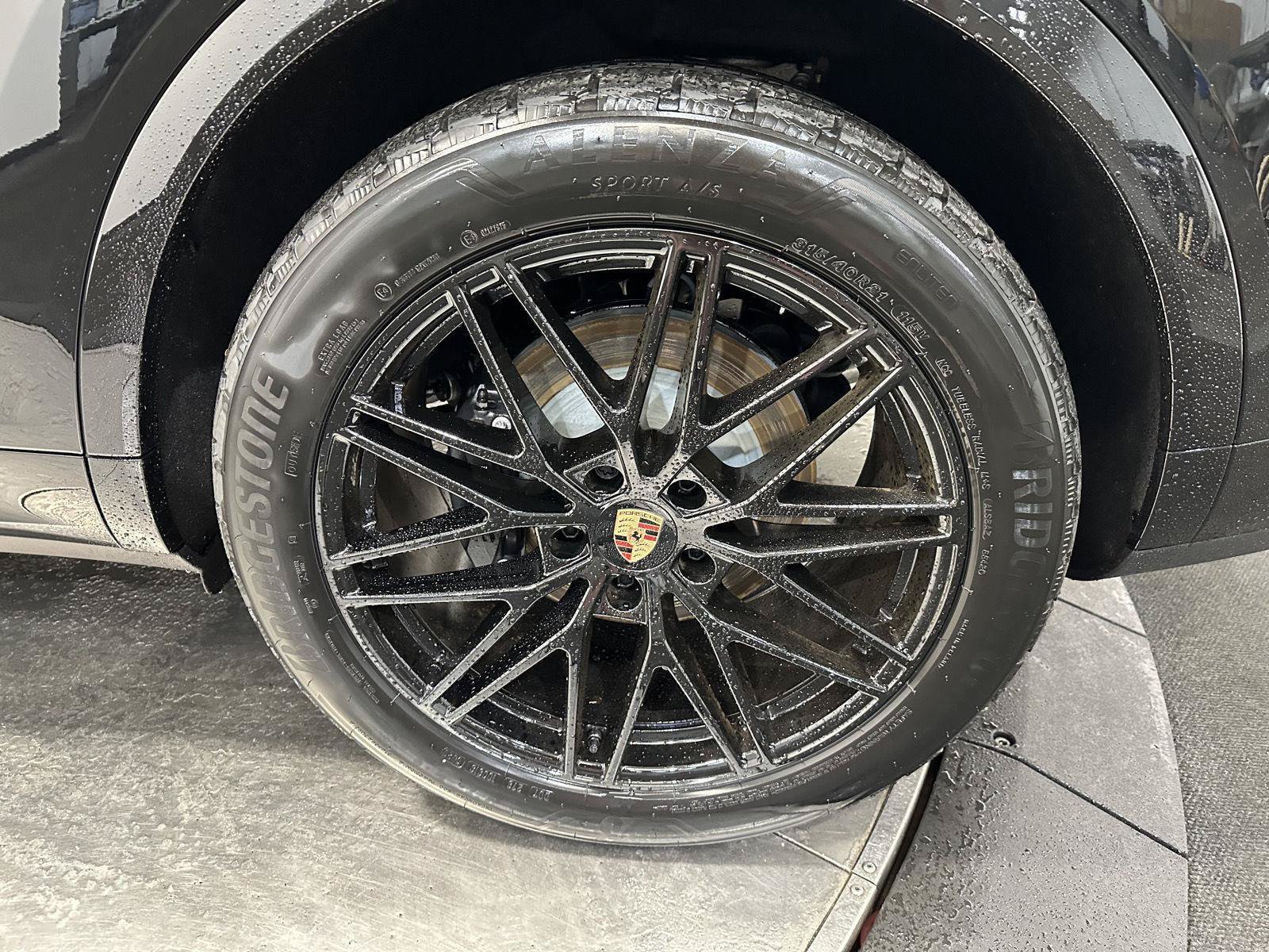 New 2026 Porsche Cayenne AWD/4WD image 12
