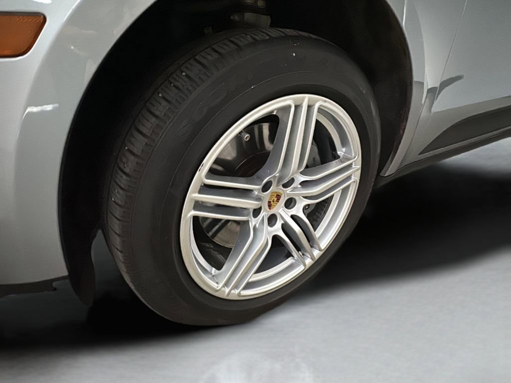 Used 2021 Porsche Macan S image 4