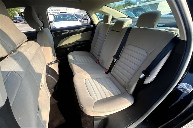 Used 2017 Ford Fusion S image 27