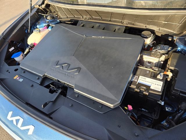 Used 2023 Kia Niro Wind FWD image 16