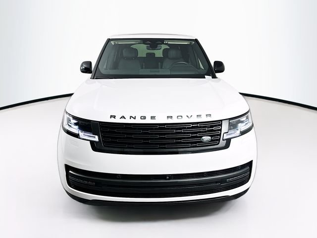 New 2025 Land Rover Range Rover Long Wheelbase SE AWD/4WD image 2