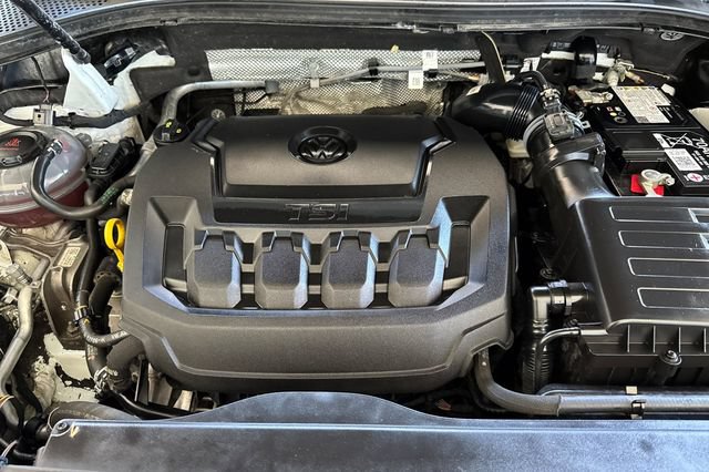 Used 2024 Volkswagen Tiguan SE AWD/4WD image 55