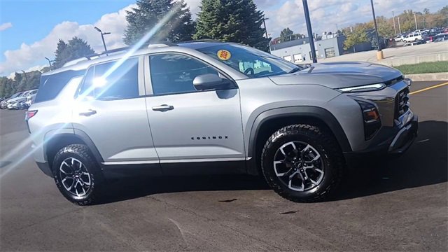 Used 2025 Chevrolet Equinox ACTIV w/ Safety and Technology Package image 4