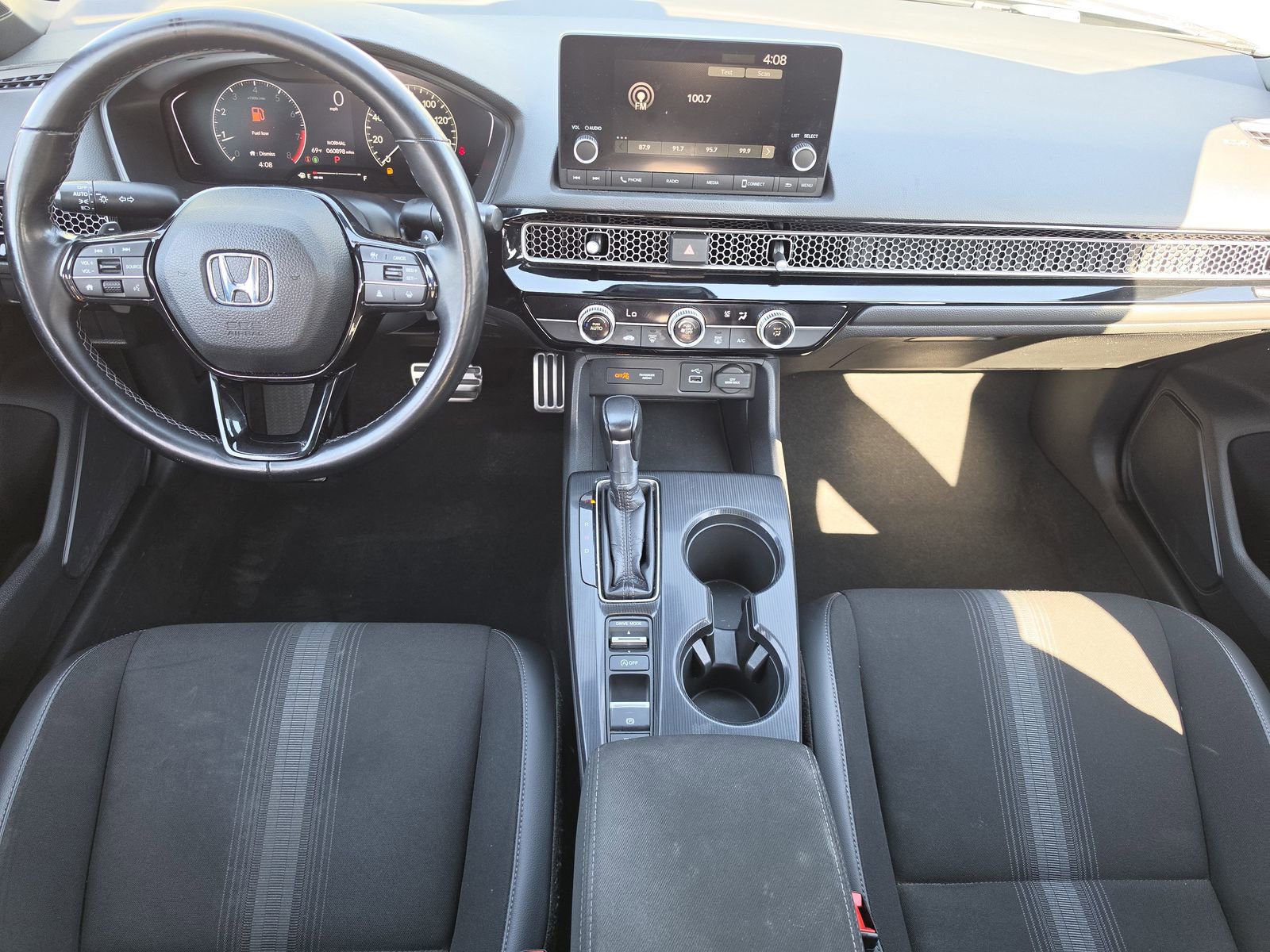 Used 2022 Honda Civic Sport image 10
