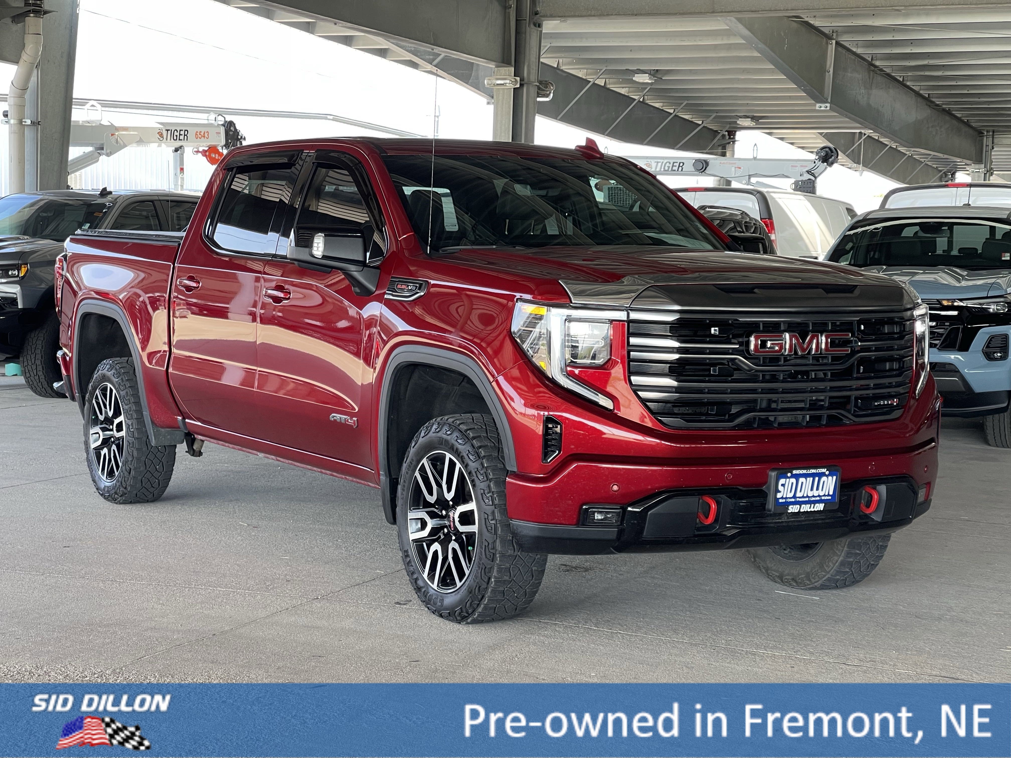 Used 2024 GMC Sierra 1500 AT4 w/ Technology Package image 12