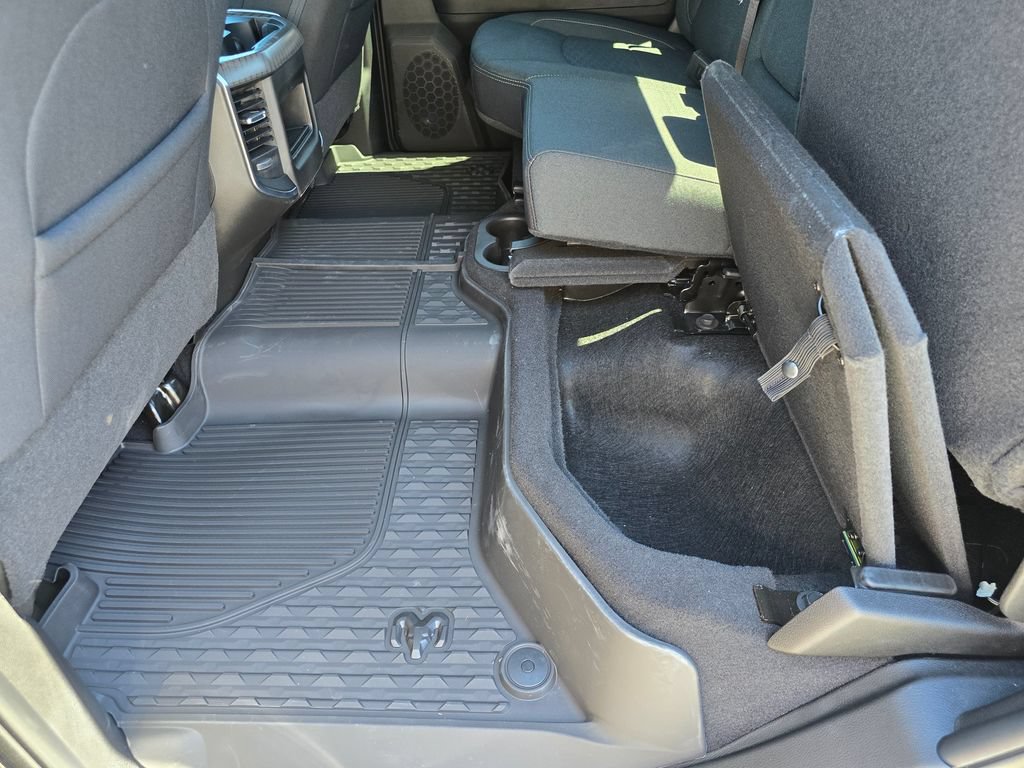 New 2026 RAM 3500 Big Horn AWD/4WD image 13