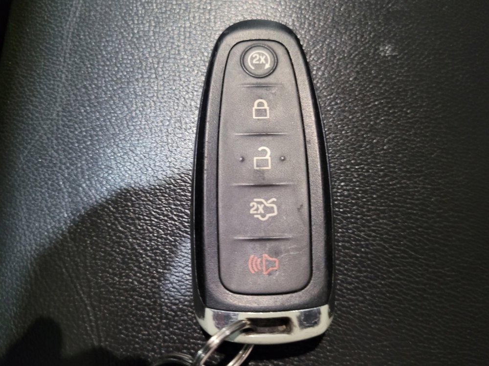Used 2017 Ford Escape Titanium AWD/4WD image 32