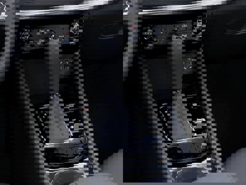 Used 2026 Jeep Compass Limited image 24