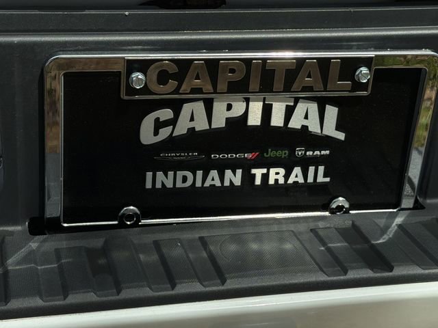 Used 2018 Chevrolet Silverado 1500 LT w/ All Star Edition image 38