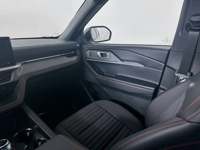 New 2026 Ford Explorer ST-Line w/ ST-Line Street Pack image 24