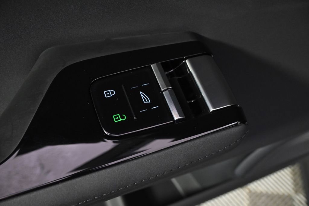 Used 2025 Polestar Polestar 3 image 23