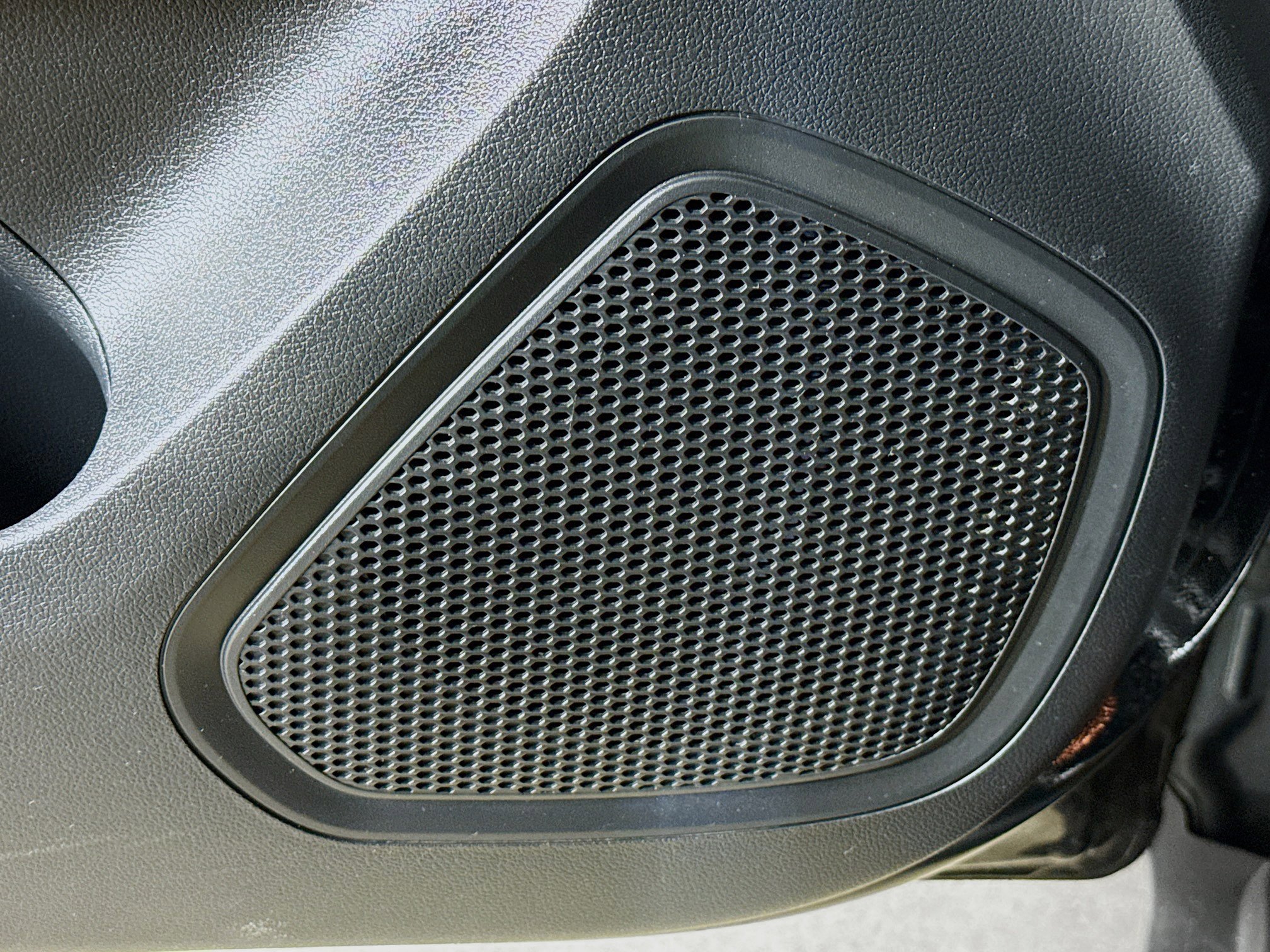 Used 2022 Hyundai Venue SEL w/ Cargo Package image 21