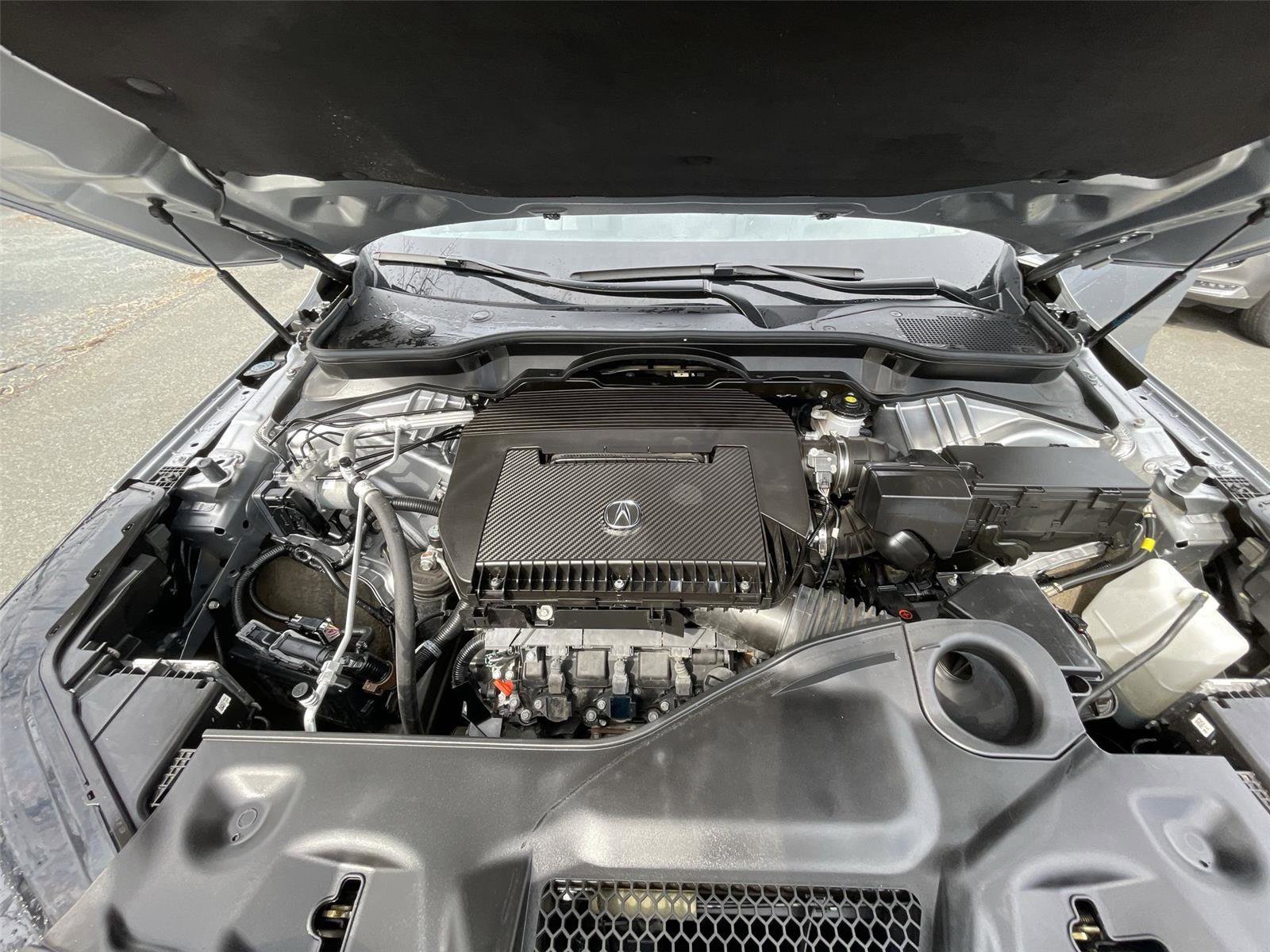 Used 2023 Acura MDX SH-AWD w/ Technology Package image 11